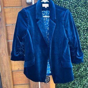 Endless Rose Blue Velvet Blazer with Luxurious Sheen